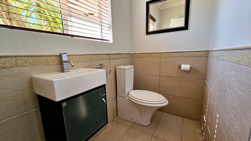 3 Bedroom Property for Sale in Dana Bay Western Cape